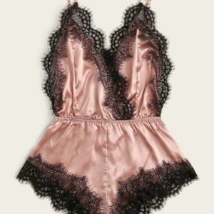SHEIN Eyelash Lace Satin Romper